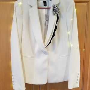 WHBM Women's Suit Jacket/Pants NWT